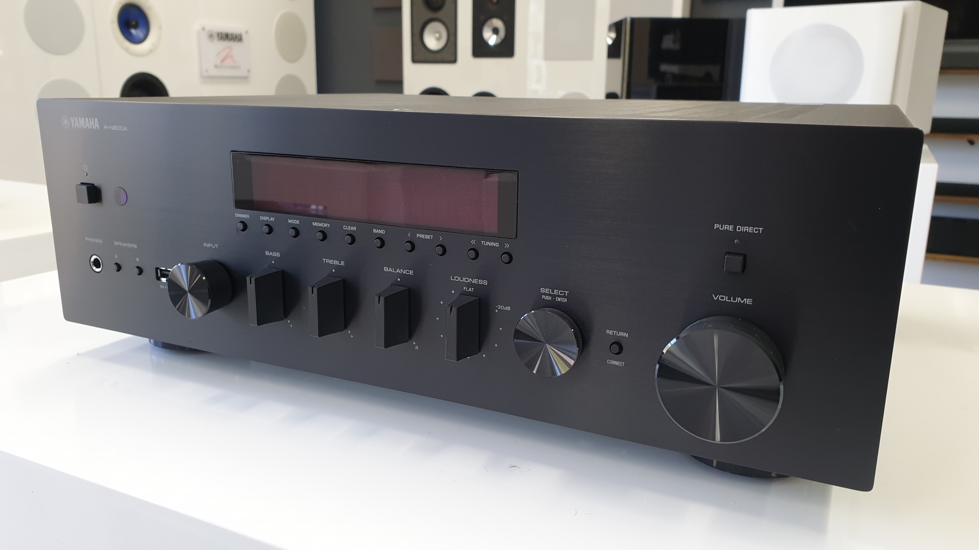 Yamaha R-N600A Streaming Amplifier